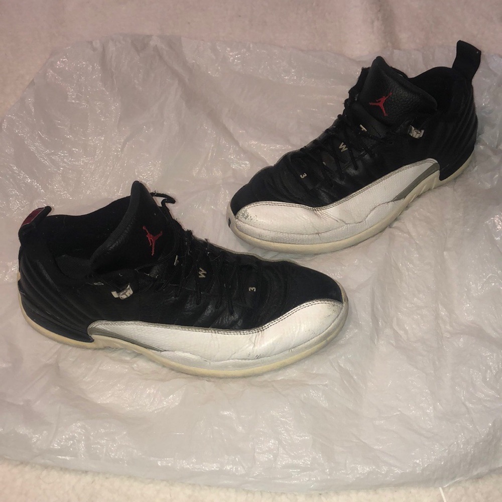 Jordan 12 Playoff lows- Size 12